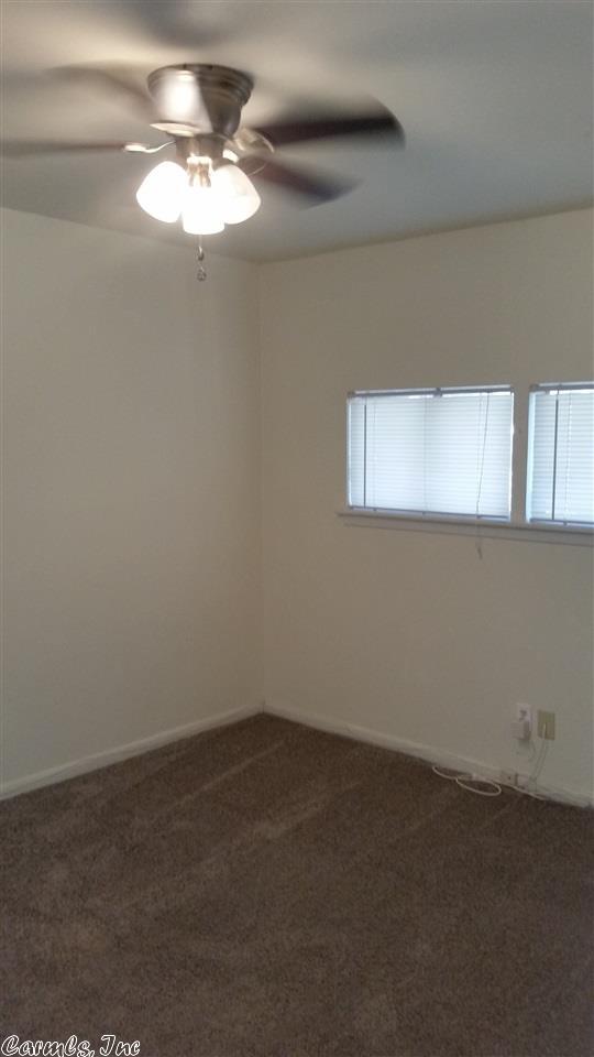 Building Photo - 200 N Fillmore St