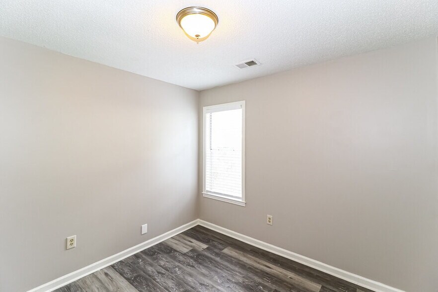 Building Photo - 4046 Shady Mill Cove