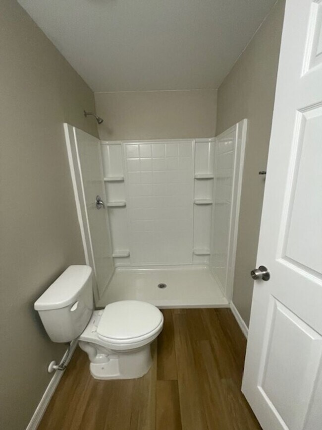 Building Photo - Duplex for rent