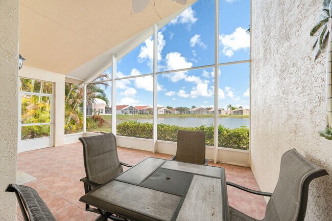 Building Photo - 364 Sunview Way