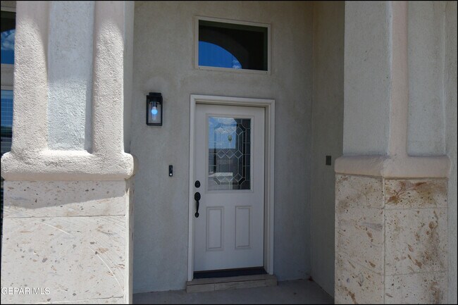 Building Photo - 2358 Enchanted Gem