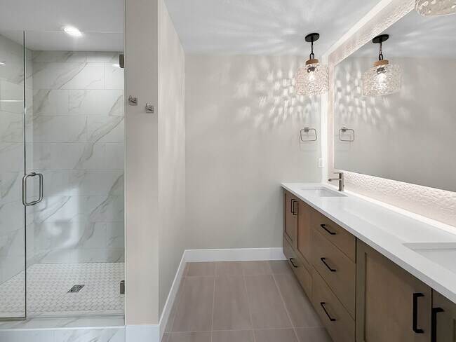 Building Photo - Brand New Pet-Friendly 3-Bedroom in Eagle with Pool, Fitness, Center, and Exceptional Amenities