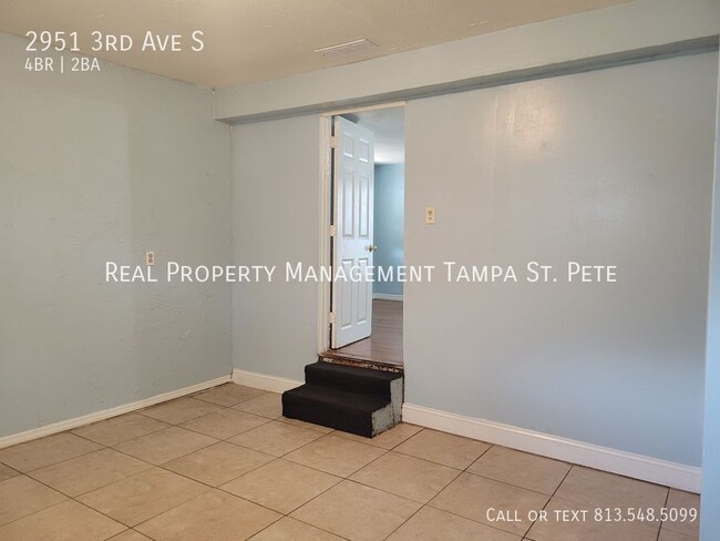 Building Photo - ***AVAILABLE FOR IMMEDIATE MOVE IN***