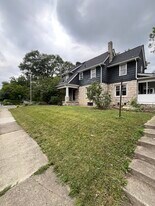 Building Photo - 1610 Andover Rd