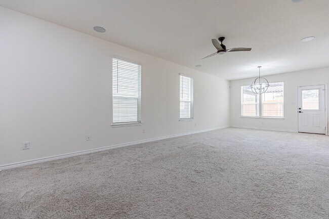 Building Photo - 14839 Vance Jackson Rd