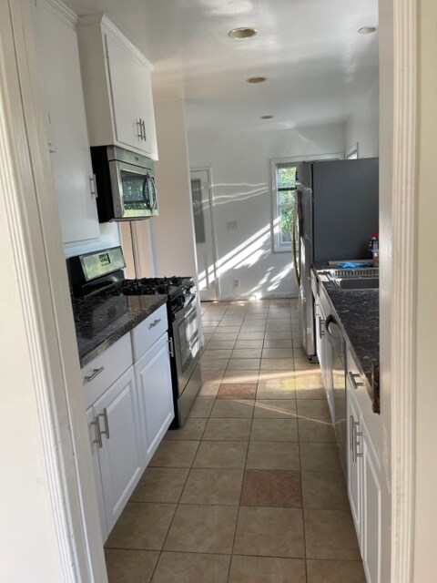 View from Dining area into kitchen - 1120 Pacific St