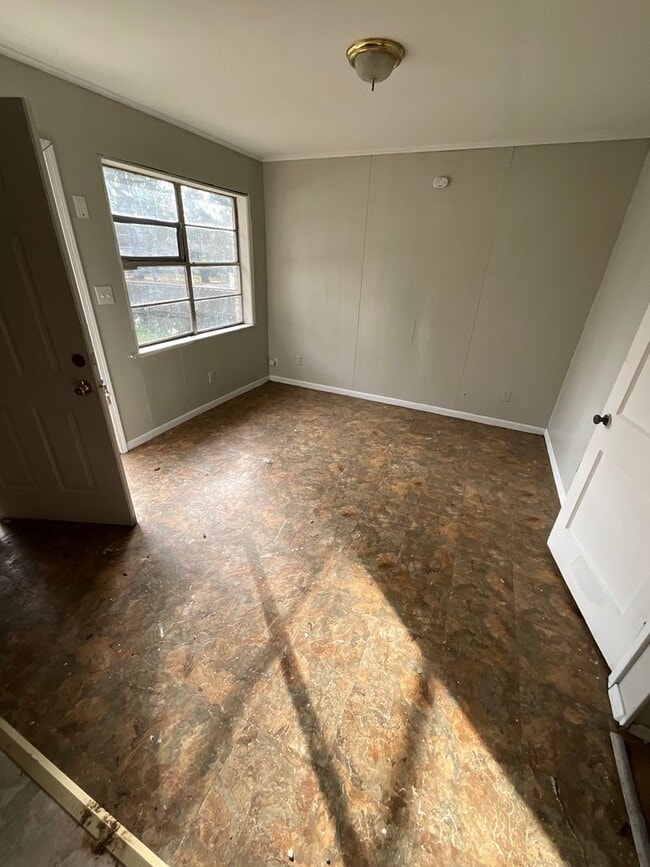 Building Photo - 716 Harrison-