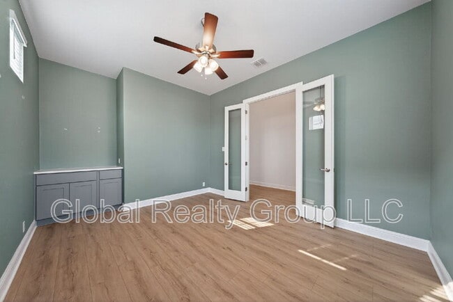 Building Photo - 6825 Hallie Lp