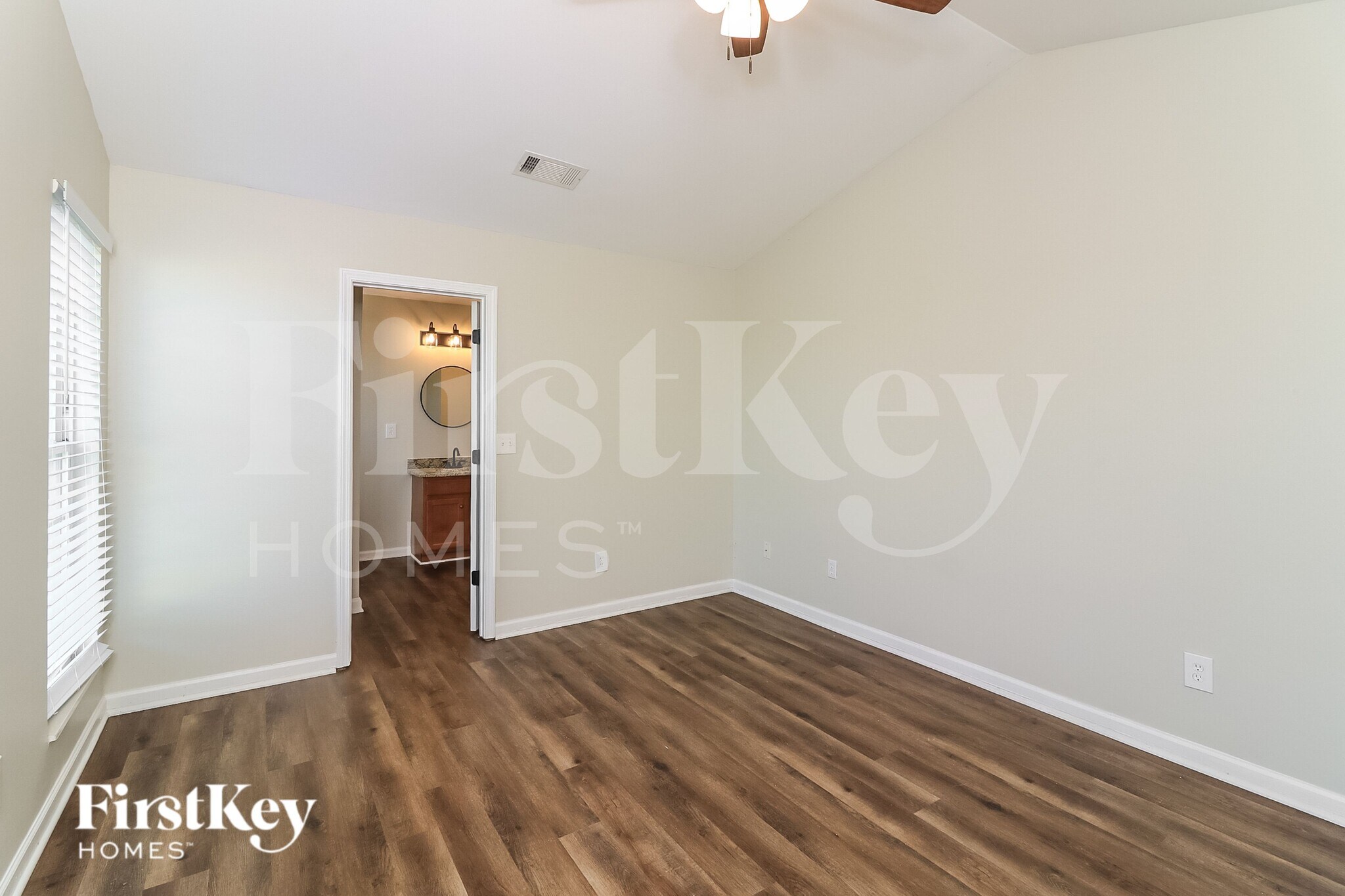 Building Photo - 173 Elderberry Point