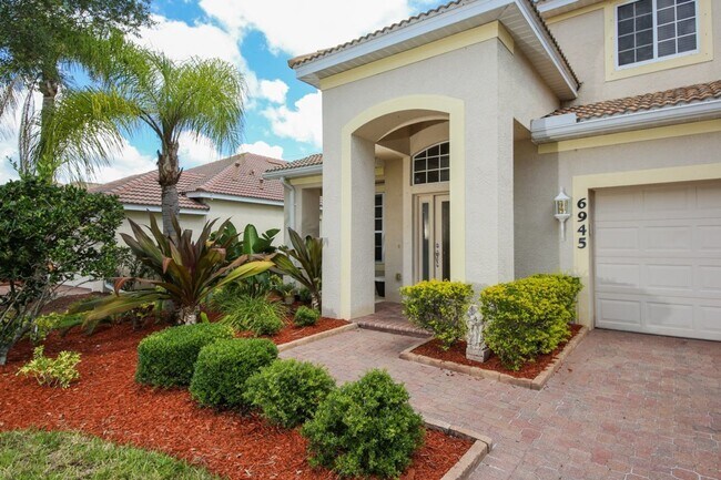 Building Photo - Spacious 4-Bedroom Executive Home in Gated River Place Community with Resort-Style Amenities