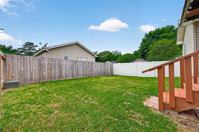 Building Photo - 21447 Sweet Grass Ln
