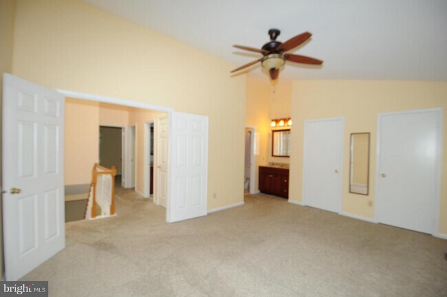 Building Photo - 6760 Cardinal Woods Ct