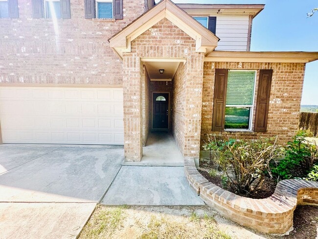 Building Photo - Your Dream Awaits! A Charming 4 bedroom 2....