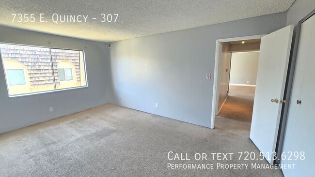 Building Photo - Beautiful 2-bedroom, 1.5-bathroom condo