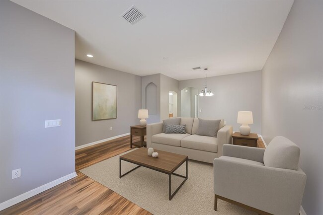 Building Photo - 6713 Lake Rochester Ln