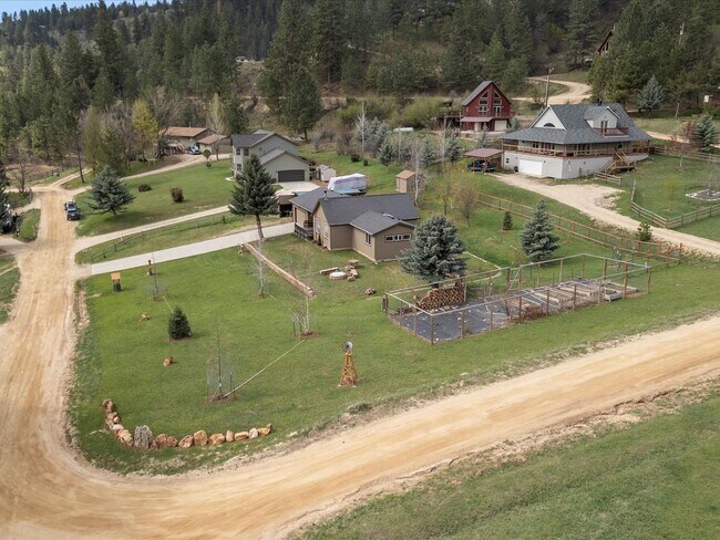 Building Photo - Spacious Single-Level Home in Wilderness Ranch