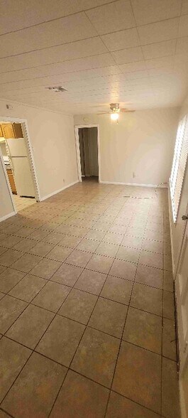 Building Photo - 1109 Williamson Dr
