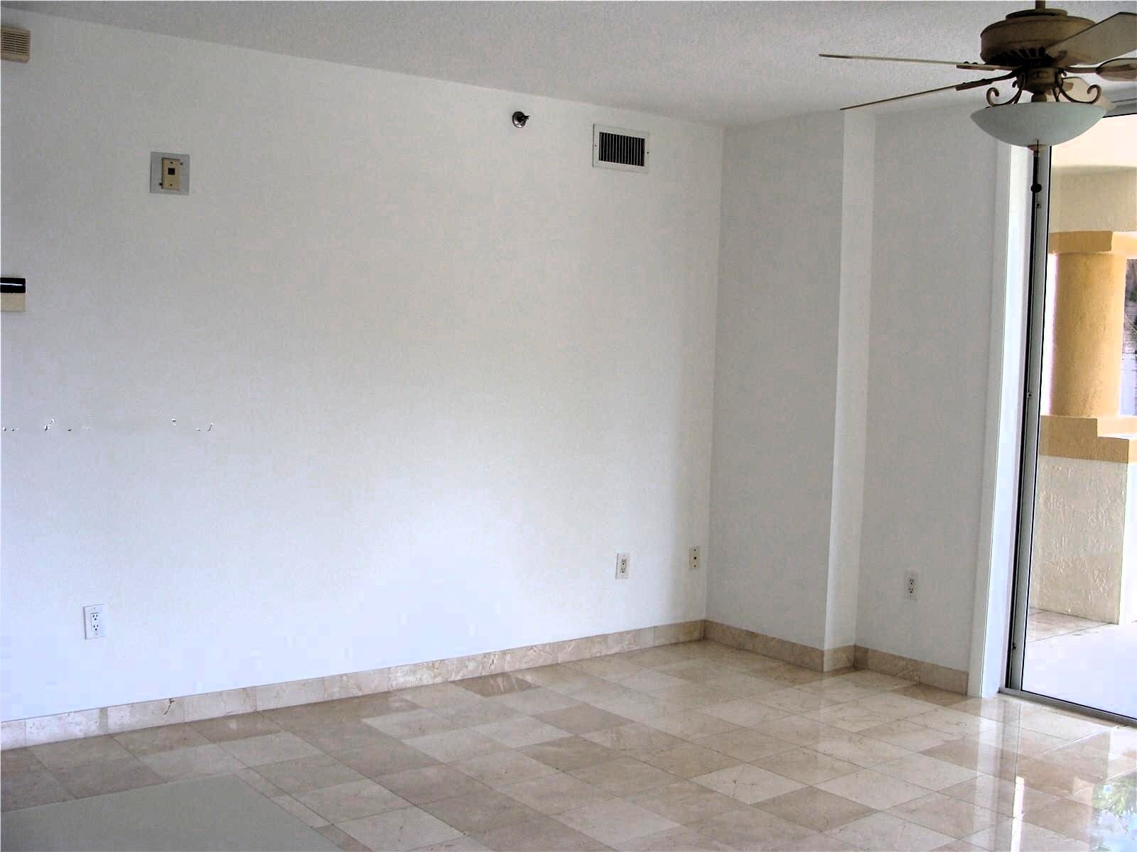 Building Photo - 1834 Brickell Ave