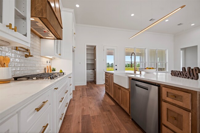 Building Photo - 413 Chuckwagon Trail