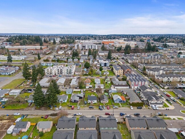 Building Photo - Invest LLC 4330