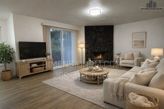 Building Photo - Bottom floor Condo with W&D hookups in Federal Way, Utilities Included!