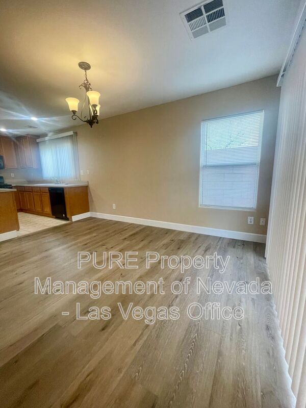Building Photo - 126 Solidago Ave