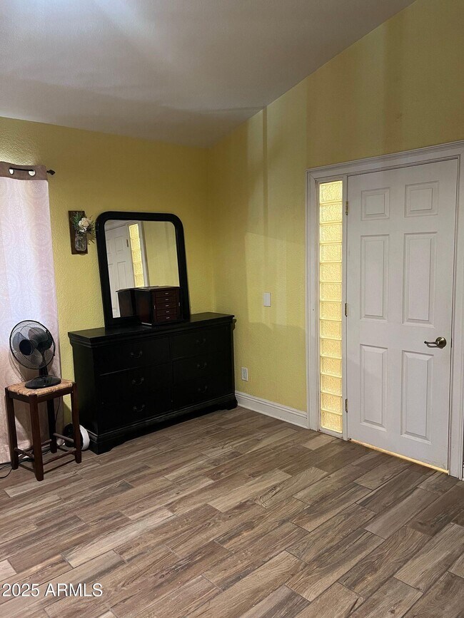 Building Photo - 7 Javelina Ct