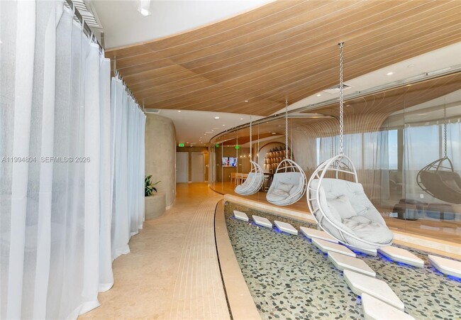 Building Photo - 1000 Brickell Plaza