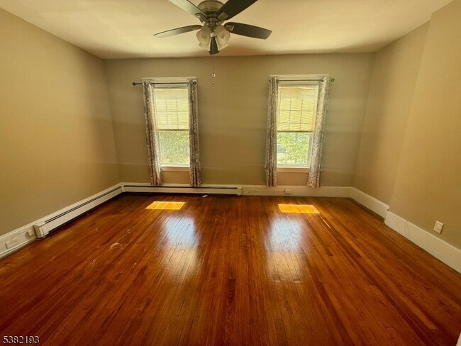 Building Photo - 644 Oradell Ave