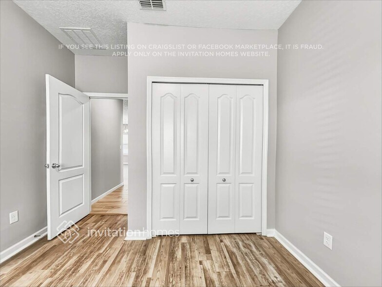 Building Photo - 272 Ash Breeze Cv