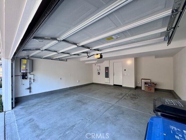 Building Photo - 28385 Oriole Way