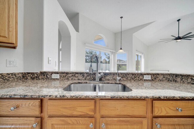 Building Photo - Stunning 4/3 with Fence Enclosed Yard in t...