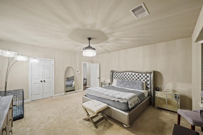 Building Photo - 5527 Mangrove Creek Ln