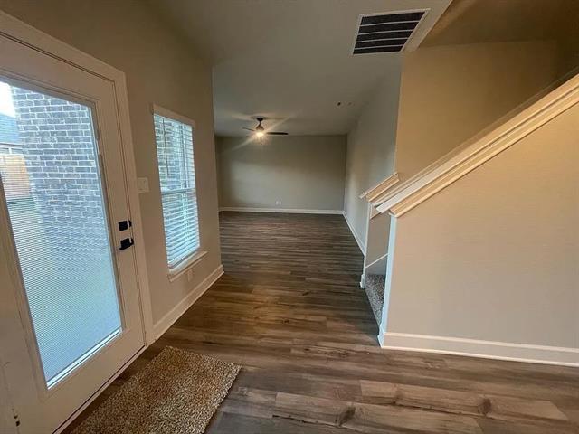 Building Photo - 312 Lone Wolf Trl