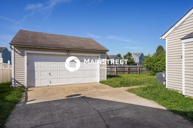 Building Photo - 3 Bedroom Pet-Friendly Home in Louisville,...
