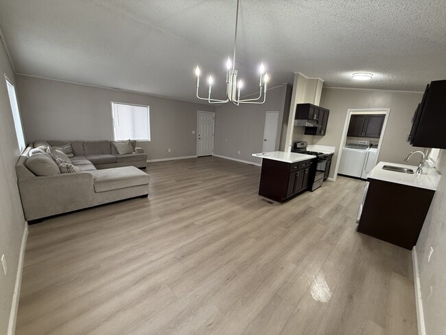 Building Photo - 24992 Cam Del Sol