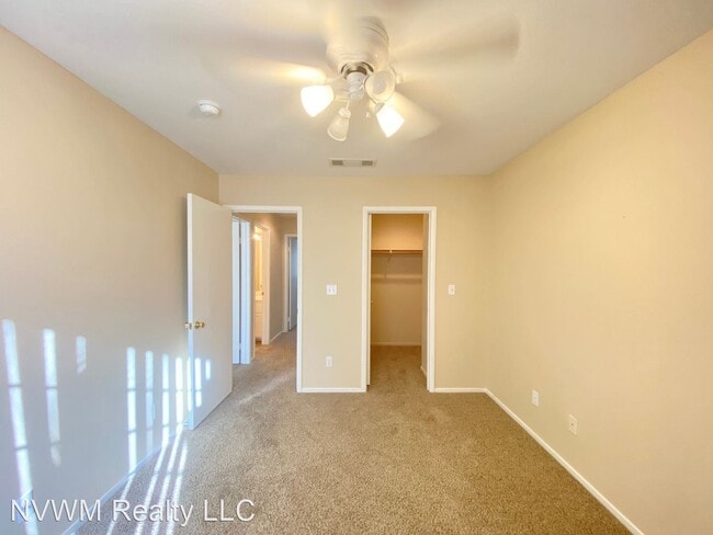 Building Photo - 3 br, 2.5 bath House - 5266 Souvenir Lane