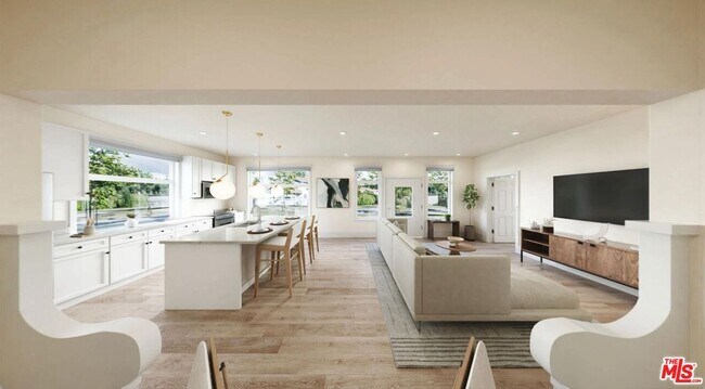 Building Photo - 2901 Raymond Ave