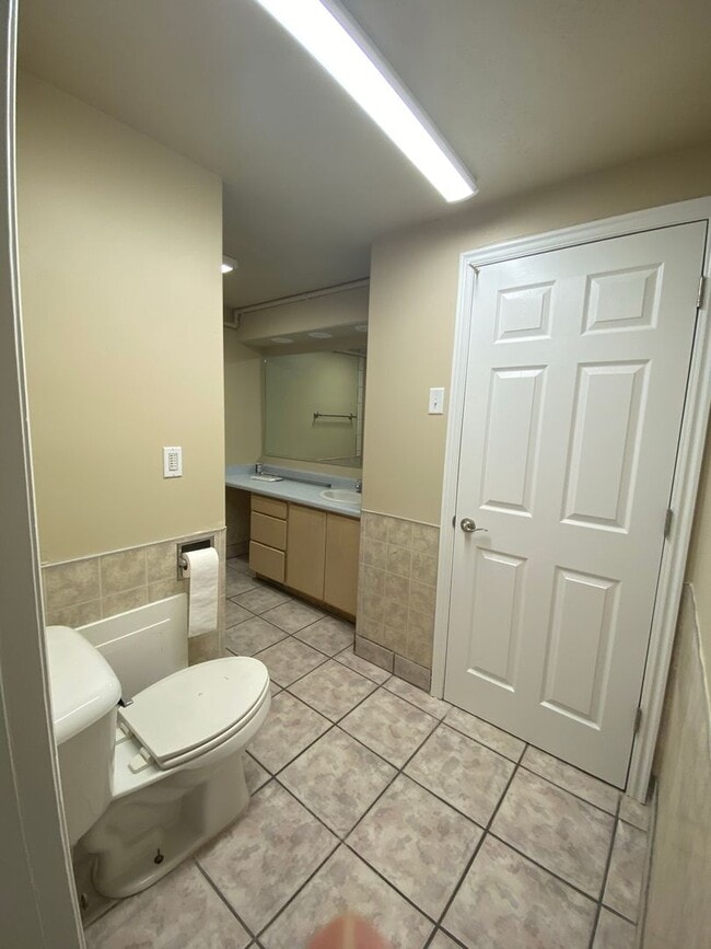 Building Photo - Hildale Apartment Utilities Included