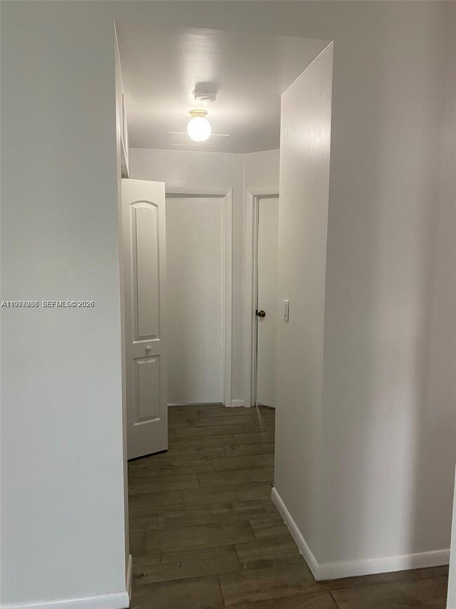 Building Photo - 15121 SW 106th Ave