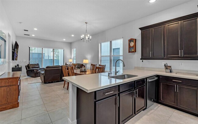 Building Photo - 3274 W 96 Pl