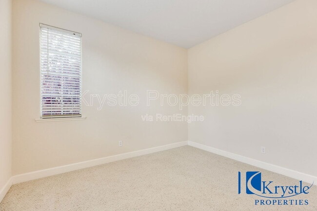 Building Photo - 6335 Newhaven Ln