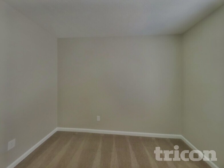 Building Photo - 2512 Calabash Dr