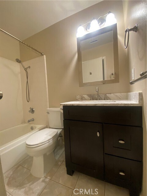 Building Photo - 2366 Lomeli Ln