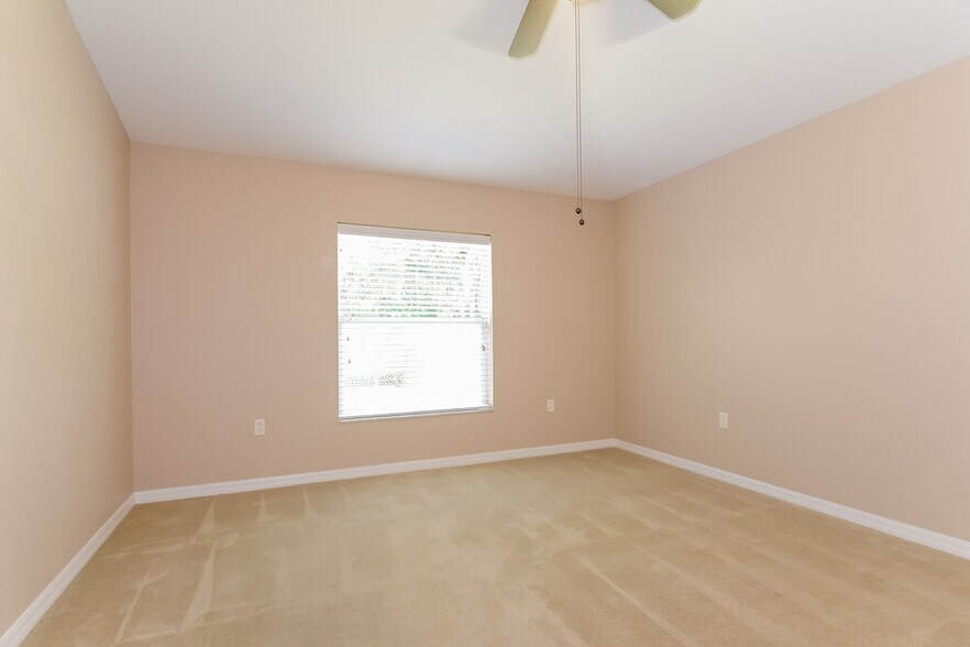 Building Photo - 3636 Grecko Dr