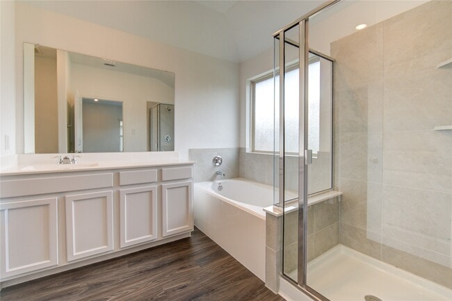 Building Photo - 5914 Dry Brush Pl