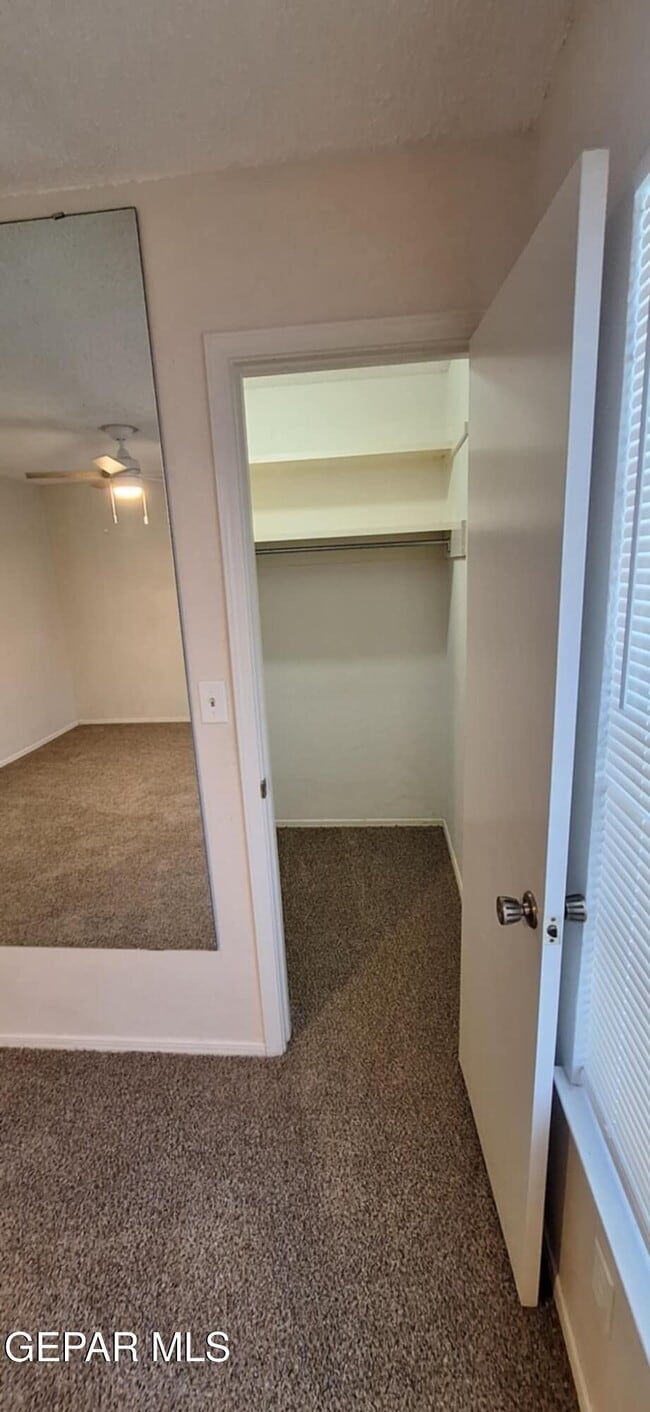 Building Photo - 6617 Dawn Dr