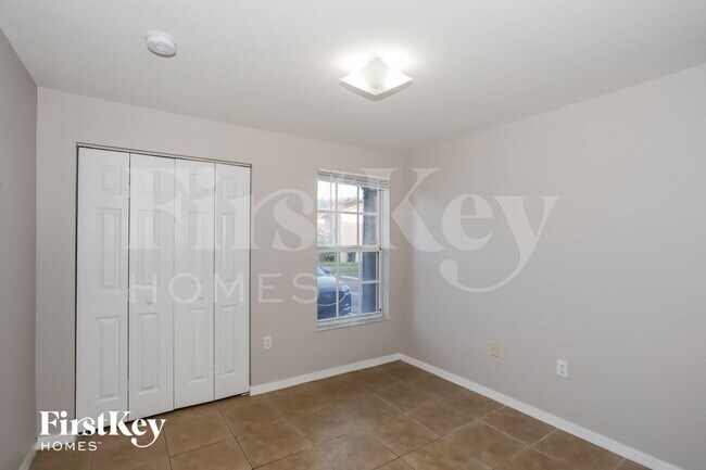 Building Photo - 17166 SW 138th Ct