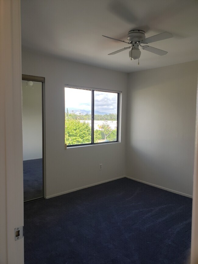 Building Photo - 8338 Woodley Pl