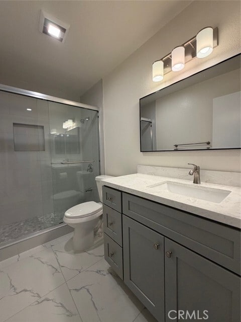 Building Photo - 1916 E 5th St